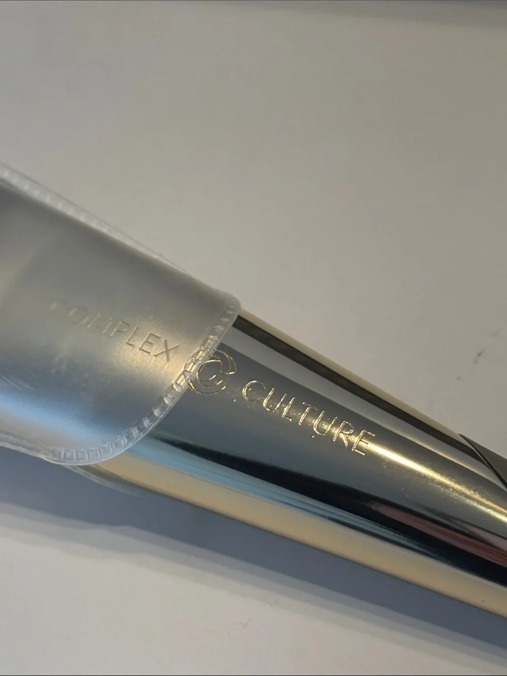 Complex Cutlure Press and Set Bronzer Brush